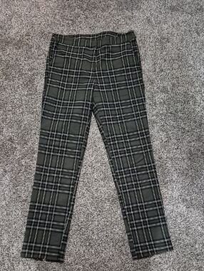Blue Rain Women's Black & Green Plaid Slim Fit Pants